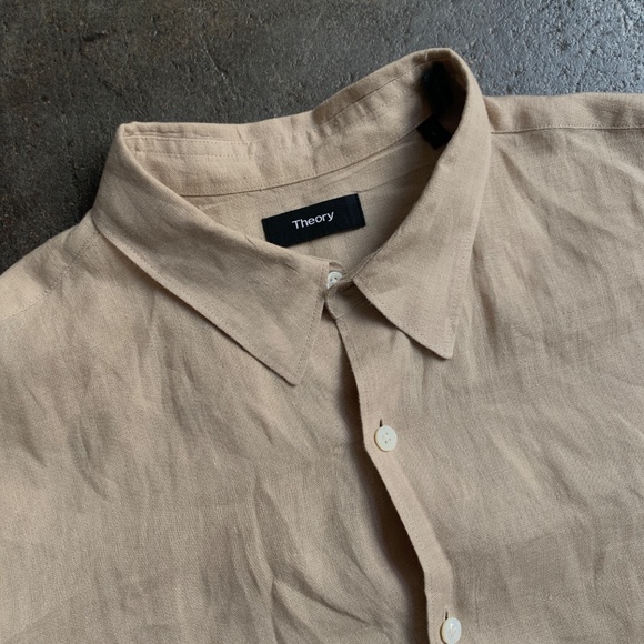 225$ Theory Irving Shirt in Relaxed Linen - Picture 11 of 12